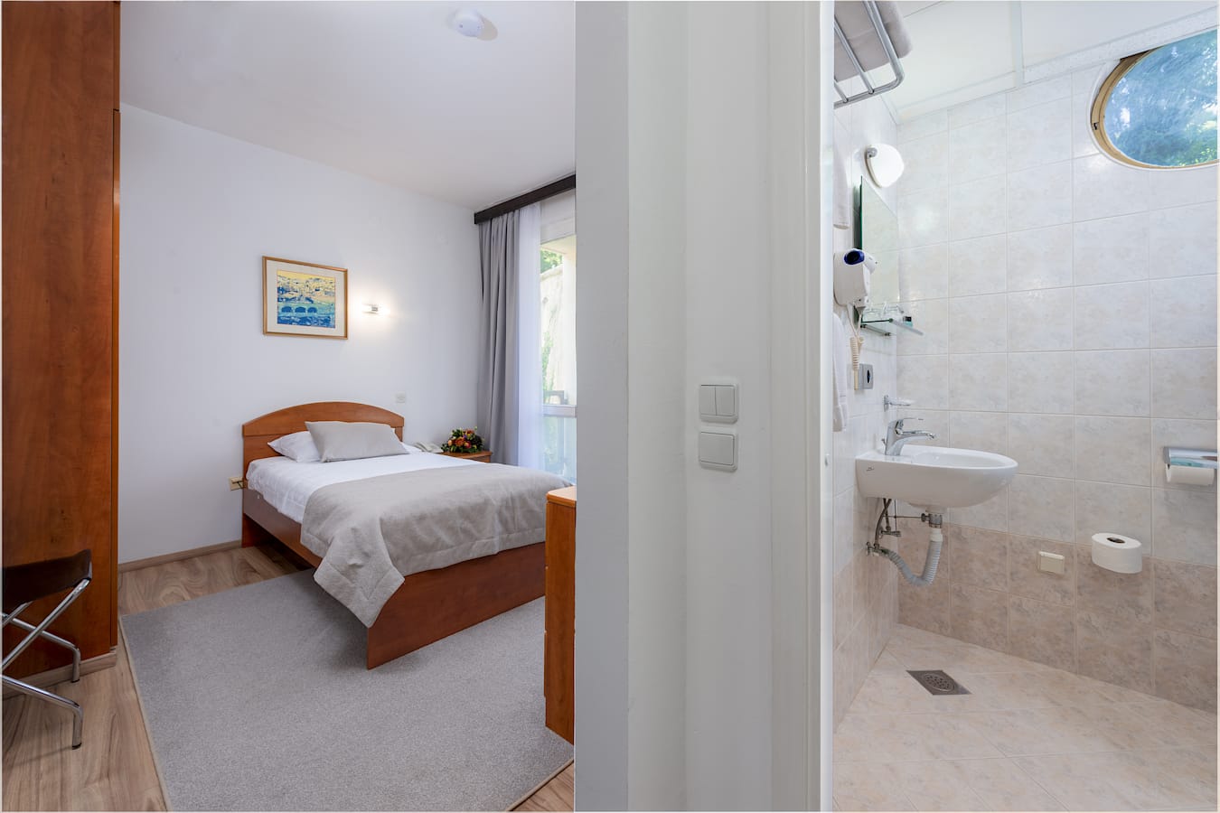 hotel-vis-single-room-bathroom.jpg