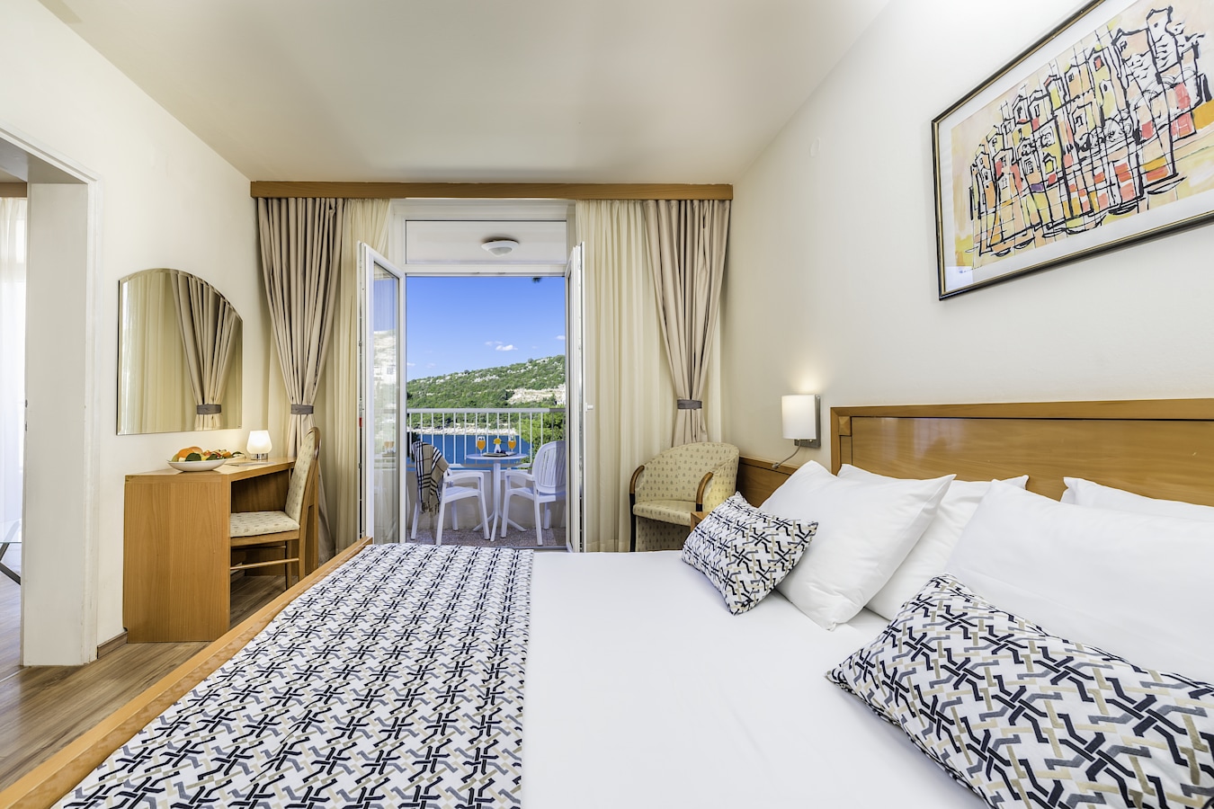 splendid-hotel-dubrovnik-superior-balcony-room-sea-view.jpg
