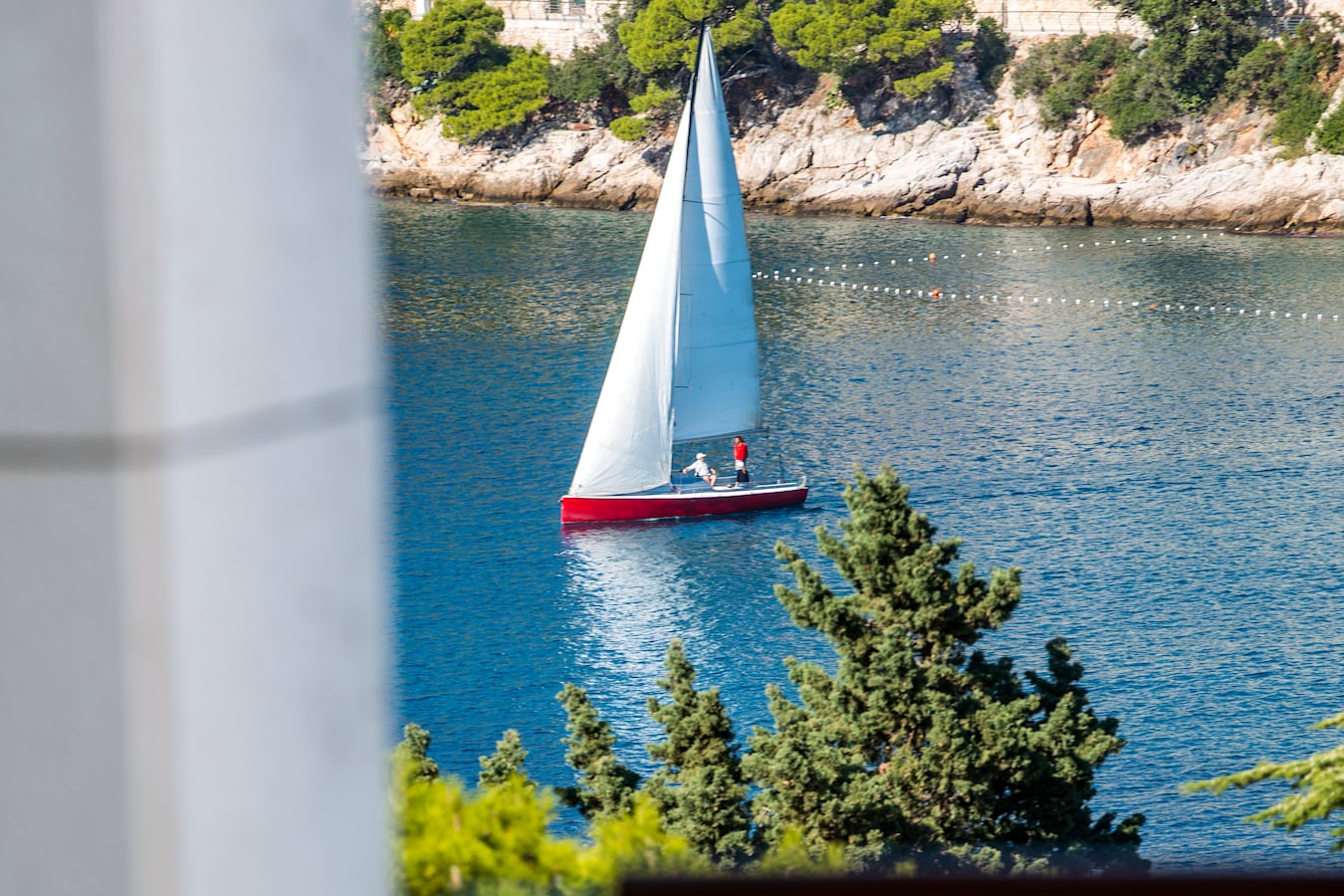view_sailing_boat.jpg